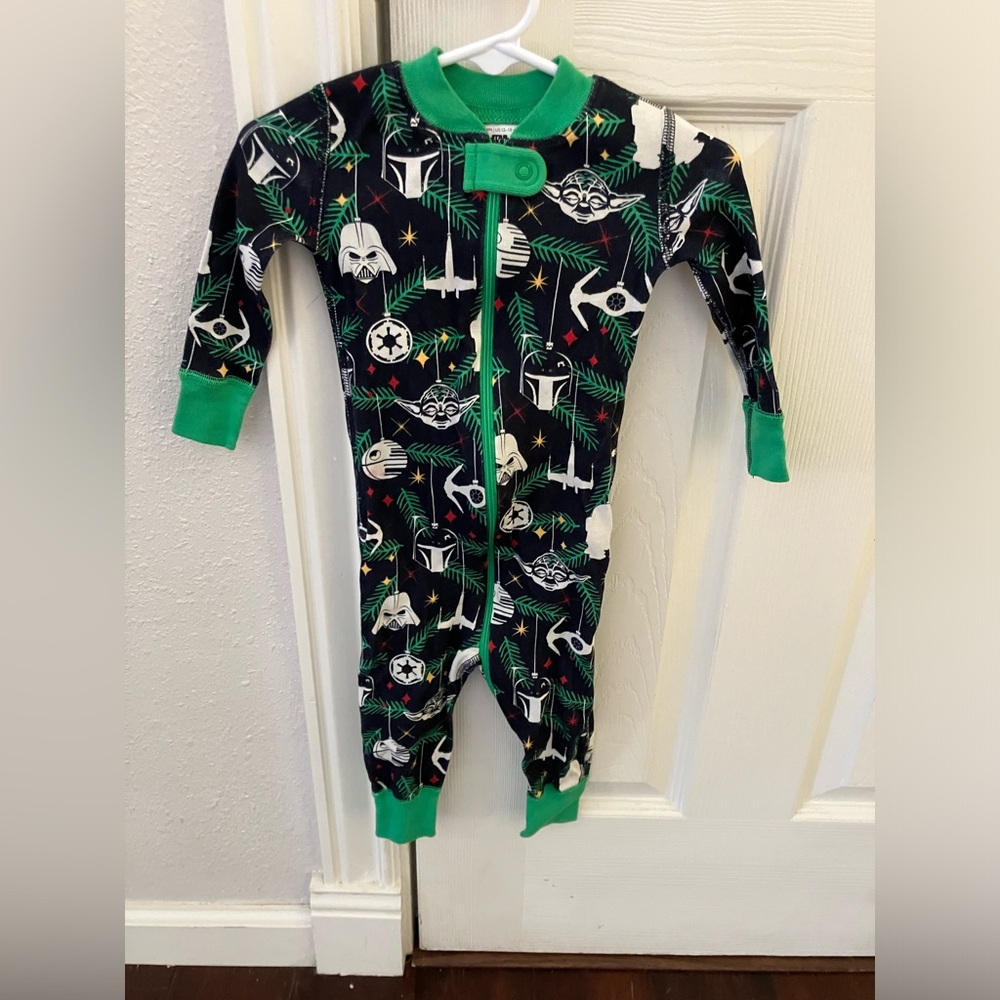 Hanna Andersson Stars Wars Christmas Baby Onesie 12-18 mo